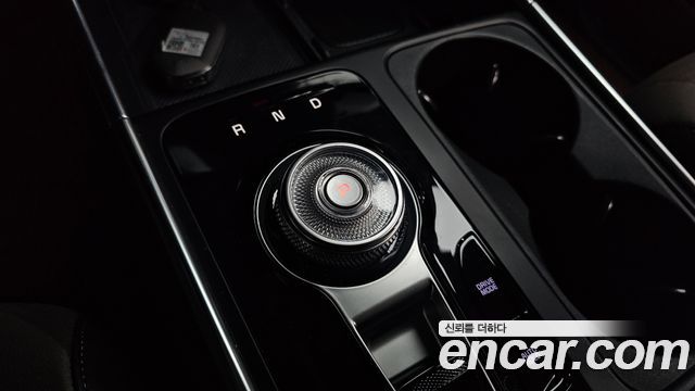 Kia Canival 2025 — photo 9