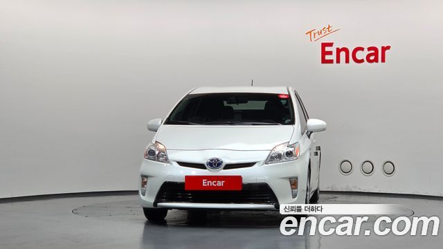 Toyota Prius 2013 — photo 3