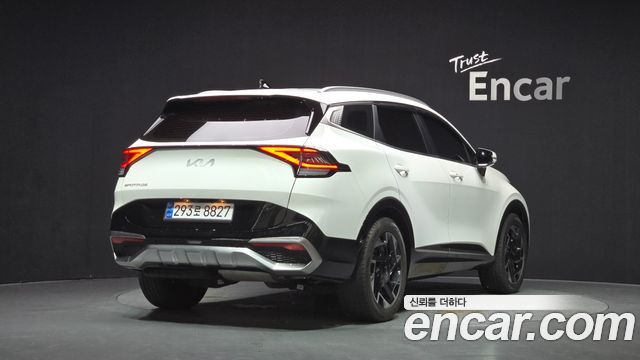 Kia Sportage 2023 — photo 2