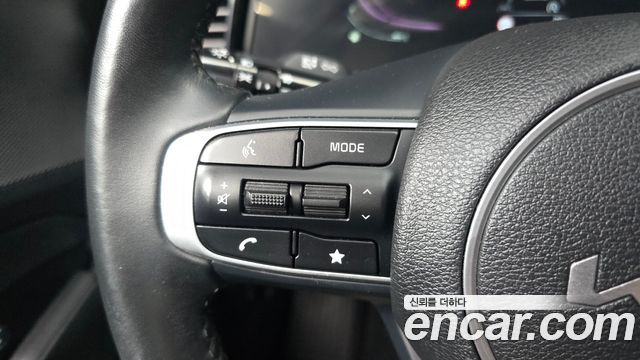 Kia Sportage 2023 — photo 28