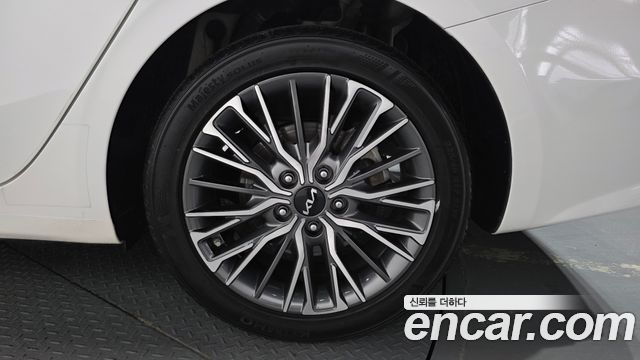 Kia K3 2022 — photo 7