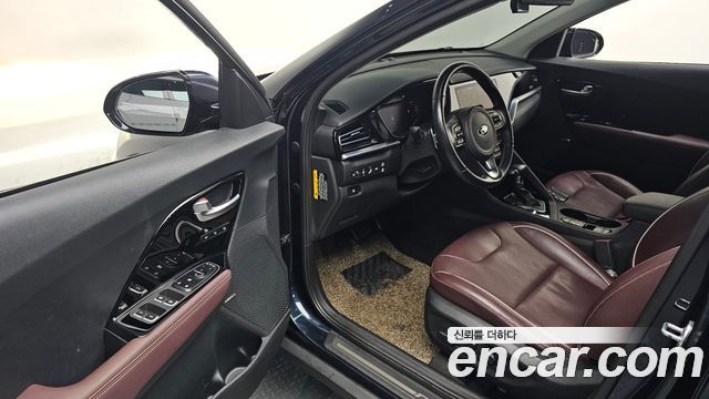 Kia Niro 2020 — photo 13