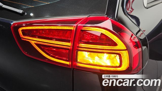 Kia Niro 2020 — photo 9