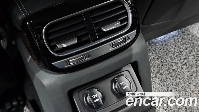 Genesis G90 2021 — photo 30