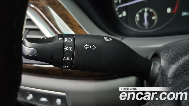 Genesis G90 2021 — photo 31