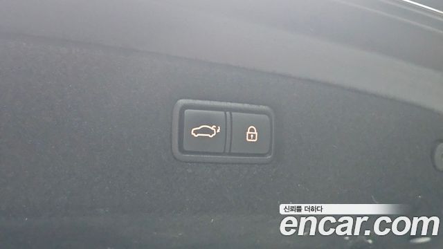 Genesis G90 2021 — photo 33