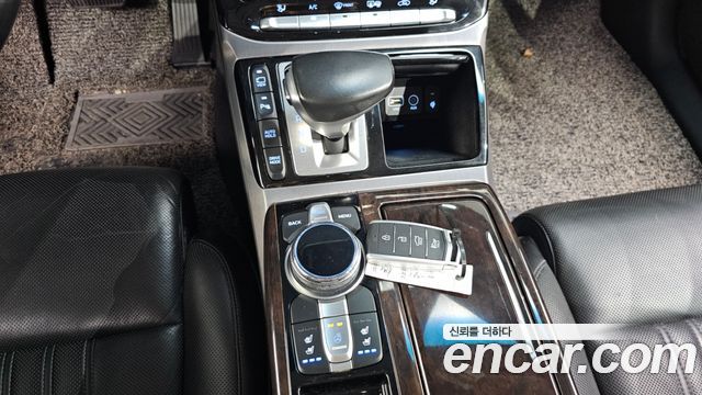 Genesis EQ900 2017 — photo 9