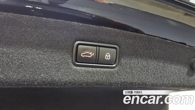 Genesis EQ900 2017 — photo 16