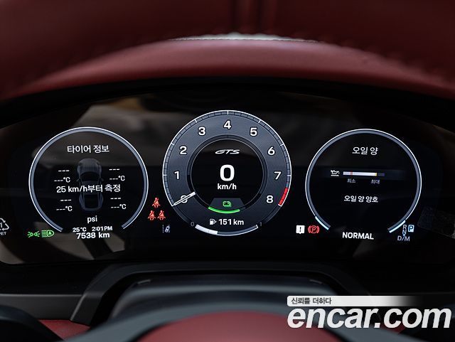 Porsche 911 2025 — photo 8