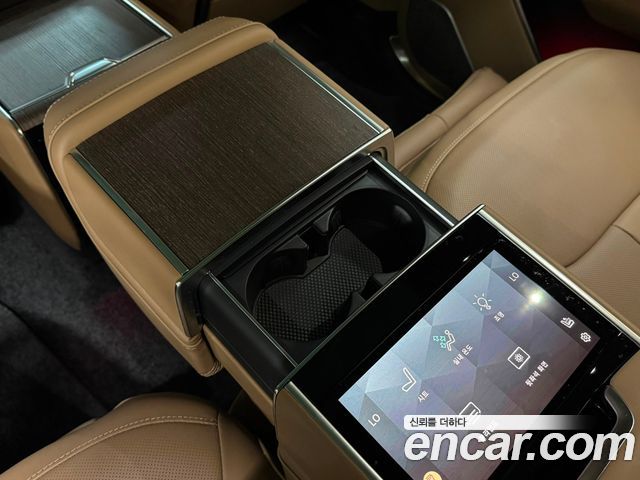 Land Rover Range Rover 2025 — photo 6