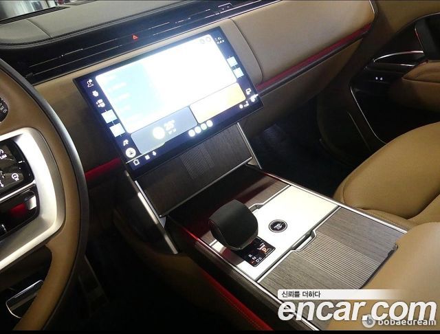 Land Rover Range Rover 2025 — photo 12