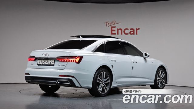 Audi A6 2022 — photo 2