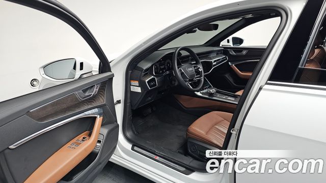 Audi A6 2022 — photo 13