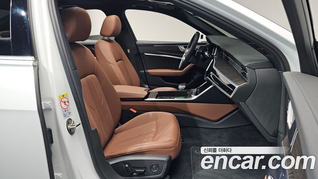 Audi A6 2022 — photo 16