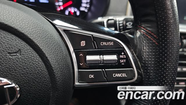 Kia K5 2019 — photo 22