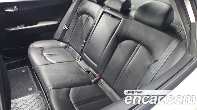 Kia K5 2019 — photo 29