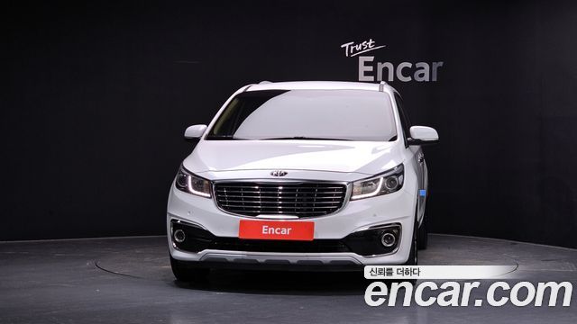 Kia Canival 2015 — photo 3