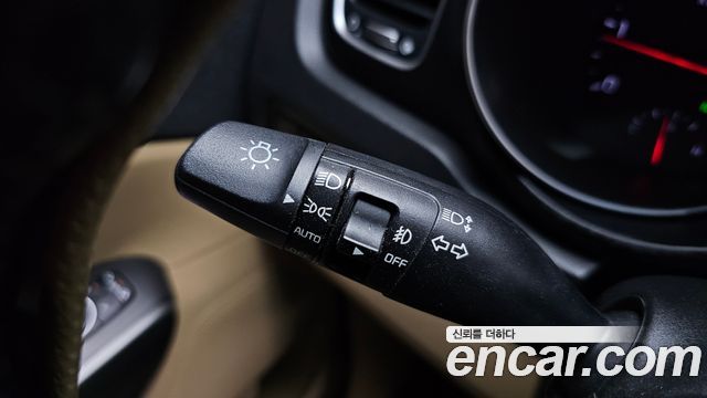Kia Canival 2015 — photo 17