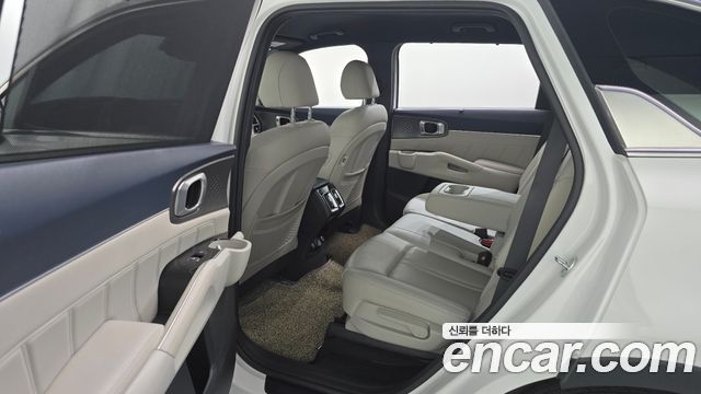Kia Sorento 2021 — photo 18