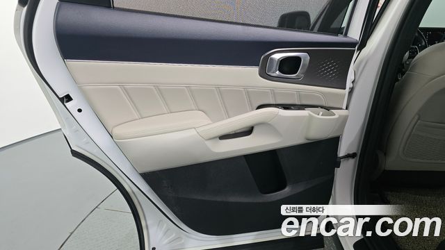 Kia Sorento 2021 — photo 15