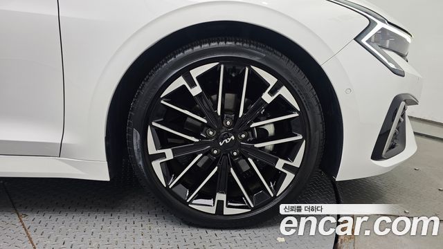 Kia K5 2025 — photo 7