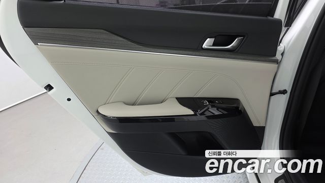 Kia K5 2025 — photo 15
