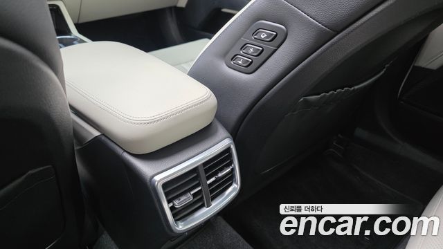 Kia K5 2025 — photo 27