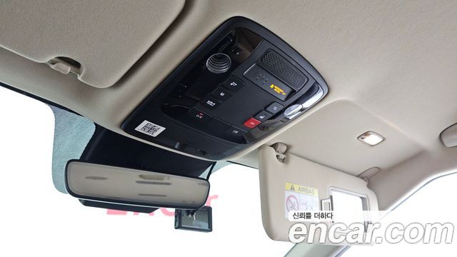 Kia Canival 2023 — photo 19