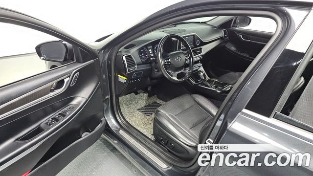 Hyundai Grandeur 2018 — photo 17