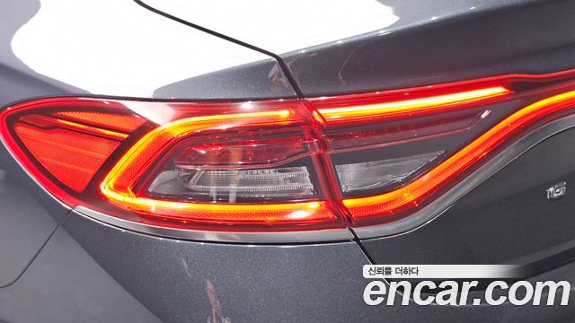 Hyundai Grandeur 2018 — photo 9