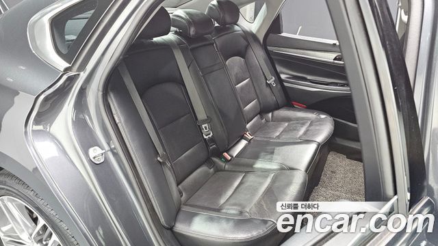Hyundai Grandeur 2018 — photo 16