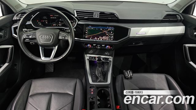Audi Q3 2023 — photo 10