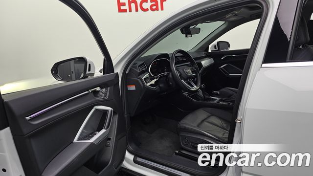 Audi Q3 2023 — photo 13