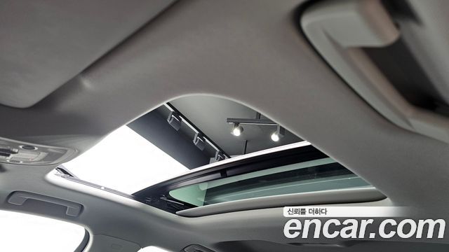 Audi Q3 2023 — photo 24