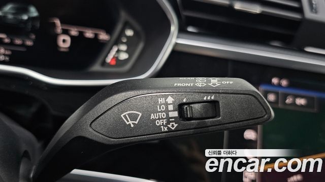 Audi Q3 2023 — photo 27