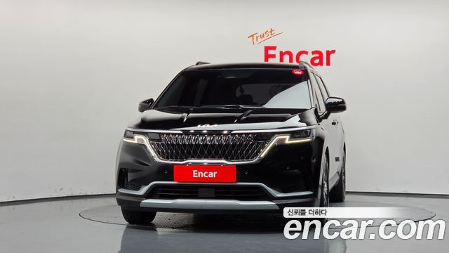 Kia Canival 2022 — photo 3