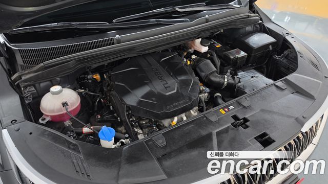 Kia Canival 2022 — photo 6