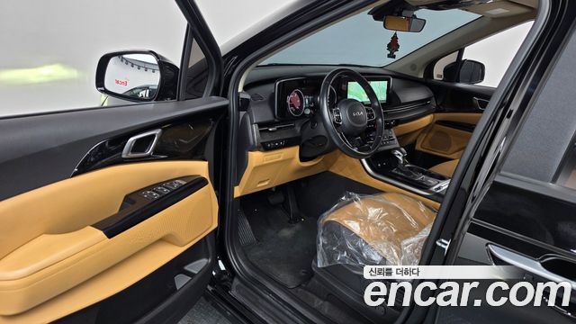 Kia Canival 2022 — photo 13