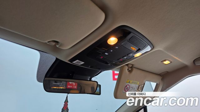 Kia Canival 2022 — photo 22