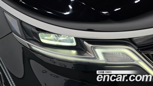 Kia Canival 2022 — photo 8