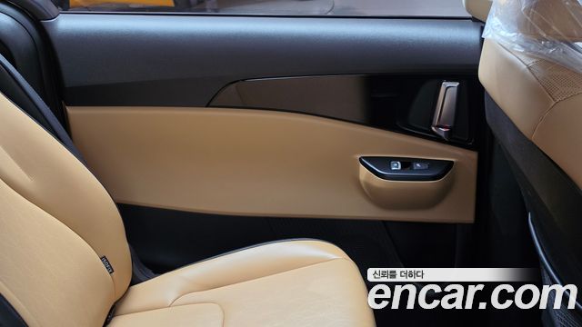 Kia Canival 2022 — photo 15