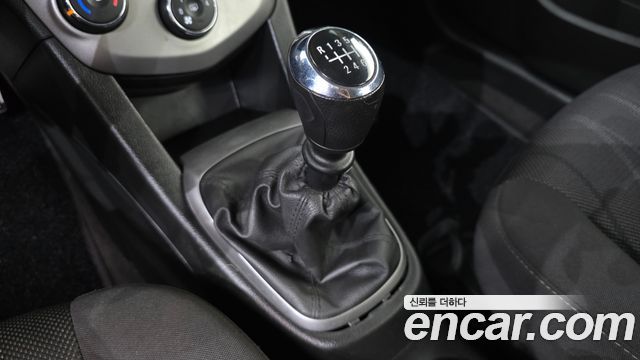 Chevrolet Korea Aveo 2017 — photo 12