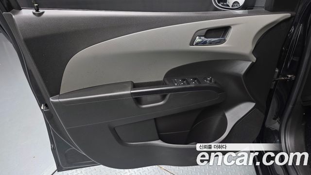 Chevrolet Korea Aveo 2017 — photo 14