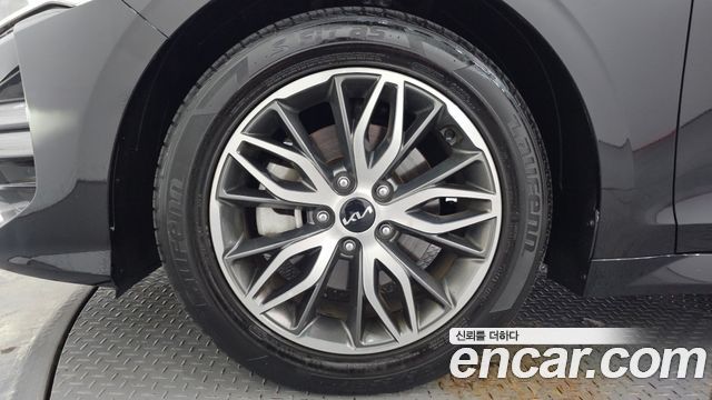 Kia K5 2023 — photo 5