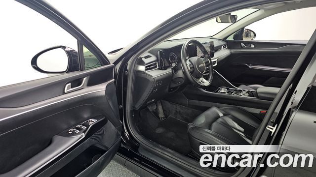 Kia K5 2023 — photo 13