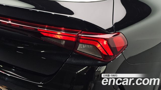 Kia K5 2023 — photo 9