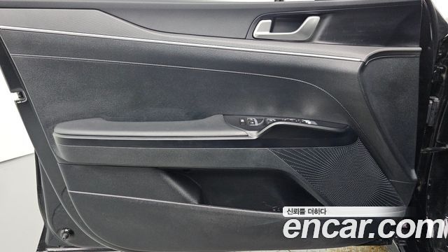 Kia K5 2023 — photo 14