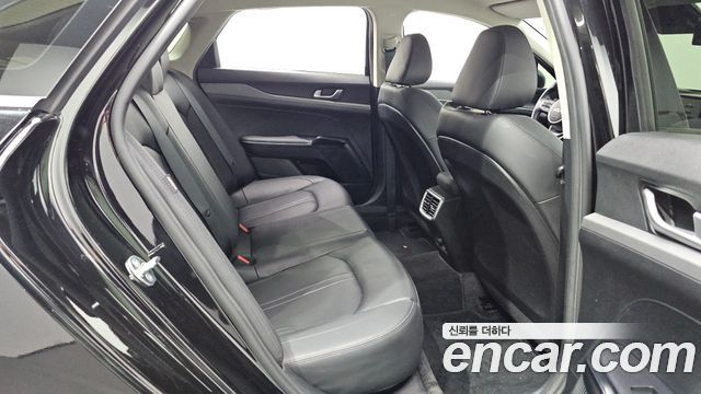 Kia K5 2023 — photo 16