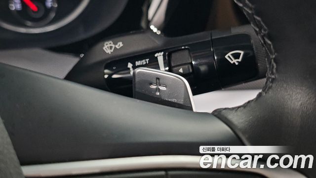 Kia K5 2023 — photo 29