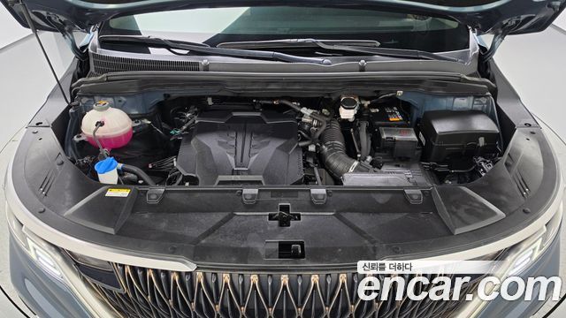 Kia Canival 2023 — photo 6